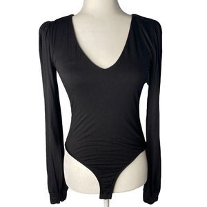 LA Luxe long sleeve black v neck bodysuit Small